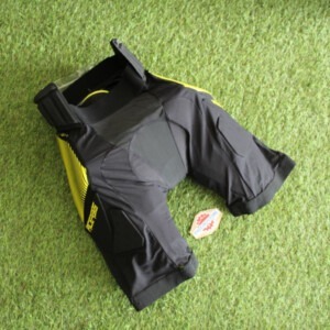 ΠΡΟΣΤΑΤΕΥΤΙΚΟ ΣΟΡΤΣΑΚΙ-ΚΟΛΑΝ ACERBIS RUSH SHORT WITH PROTECTORS (BLACK/YELLOW)
